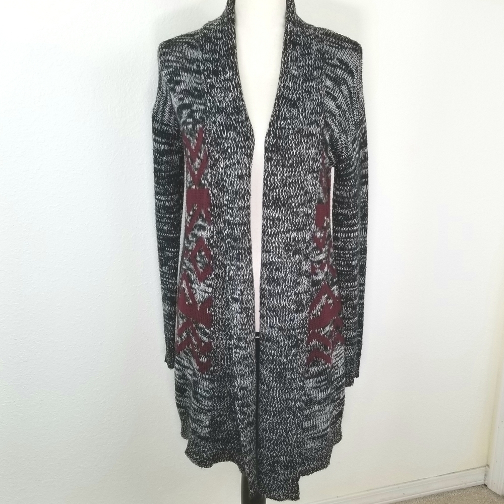 CONTEMPO CASUALS Gray/Burgundy Tribal Cardigan, S
